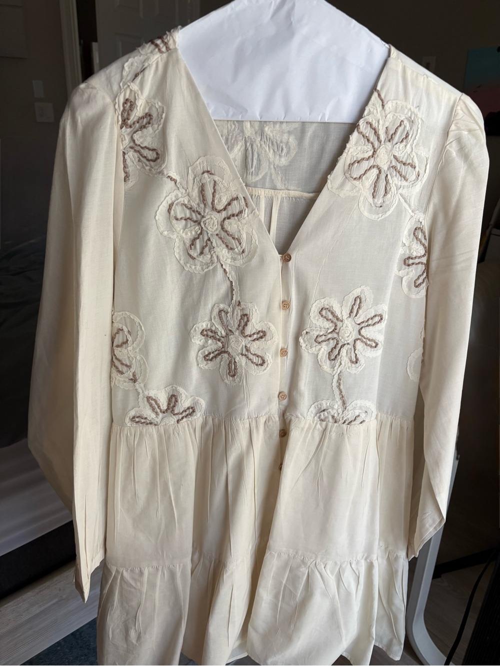 Women’s Cream Embroidered Button-Front Top from ZARA. NWOT